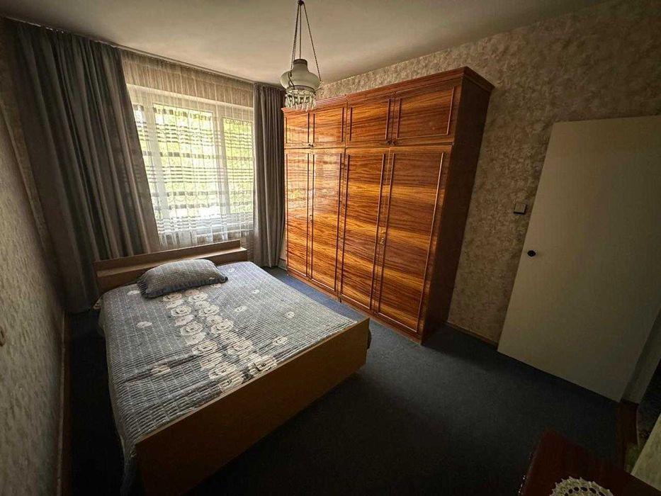 3-х комнатная квартира, 1 этаж, в центре города, 7-й мкр.