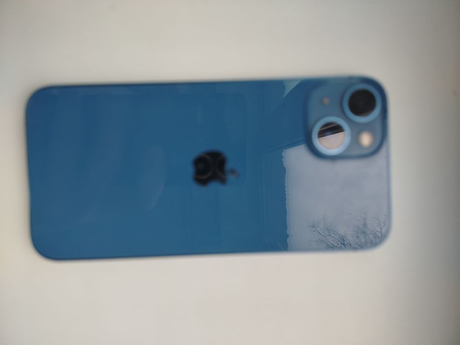 Продам Айфон 13 128 гб