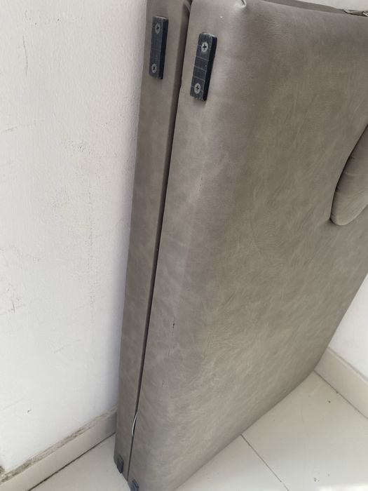 Продам кушетку для массажа