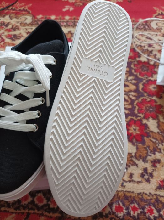 Кроссовка женская