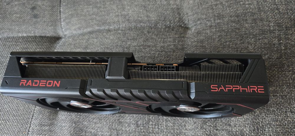 Placa video Ati SAPPHIRE Radeon RX 9070 PULSE 16GB GDDR6 256bit