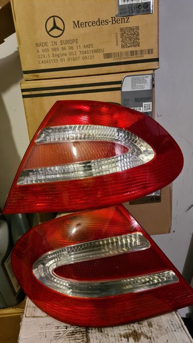 Оригинални Ляв и Десен стоп за мерцедес Clk/mercedes clk/w209