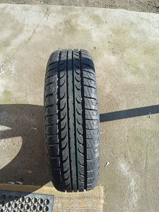 Продам комплект летней новой резины