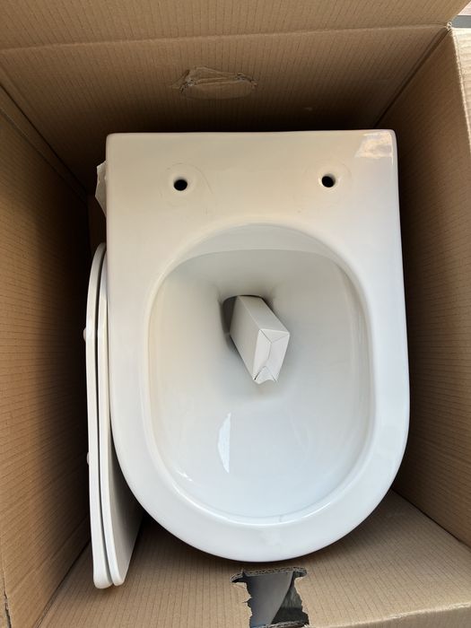Продам Унитаз  IDDIS
