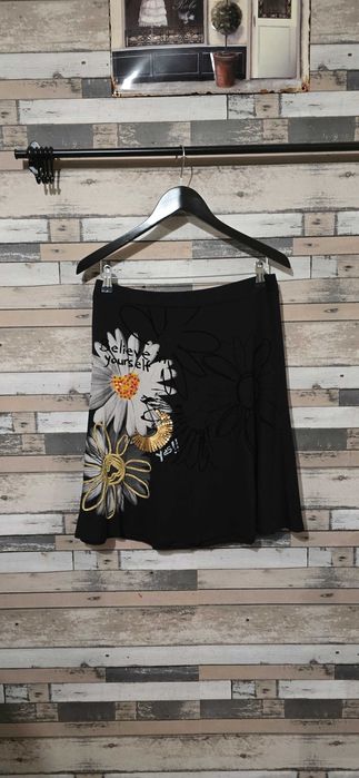 Desigual M/L-дамска пола (х-972)