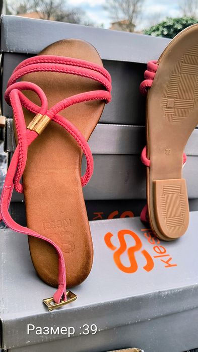 Дамски чехли-сандали