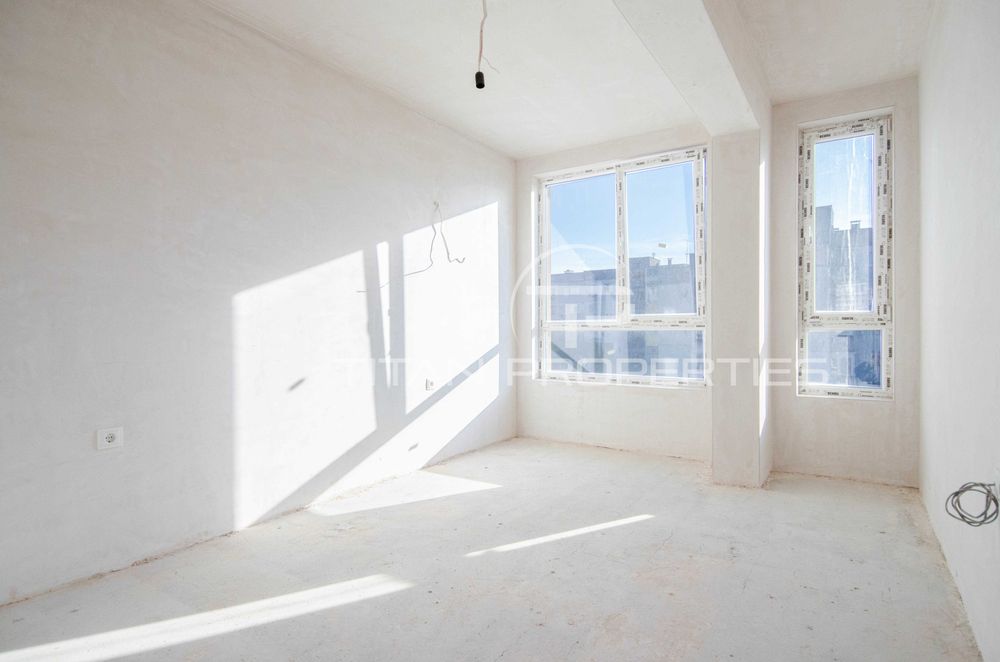 Продава се Тристаен апартамент в Пловдив, Кючук Париж - 101 кв.м за 1248 €/кв.м - Снимка #2