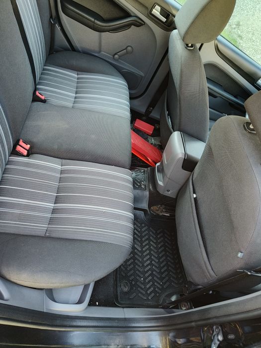 Dezmembrez Ford Focus 2 1.6 Ti-VCT 2009