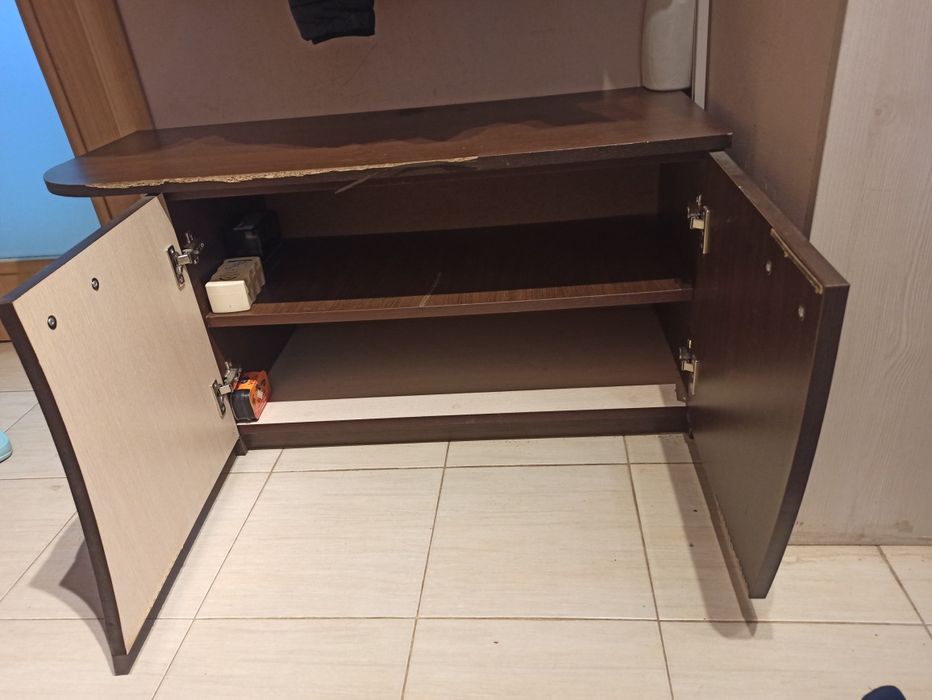 Шкафче за обувки