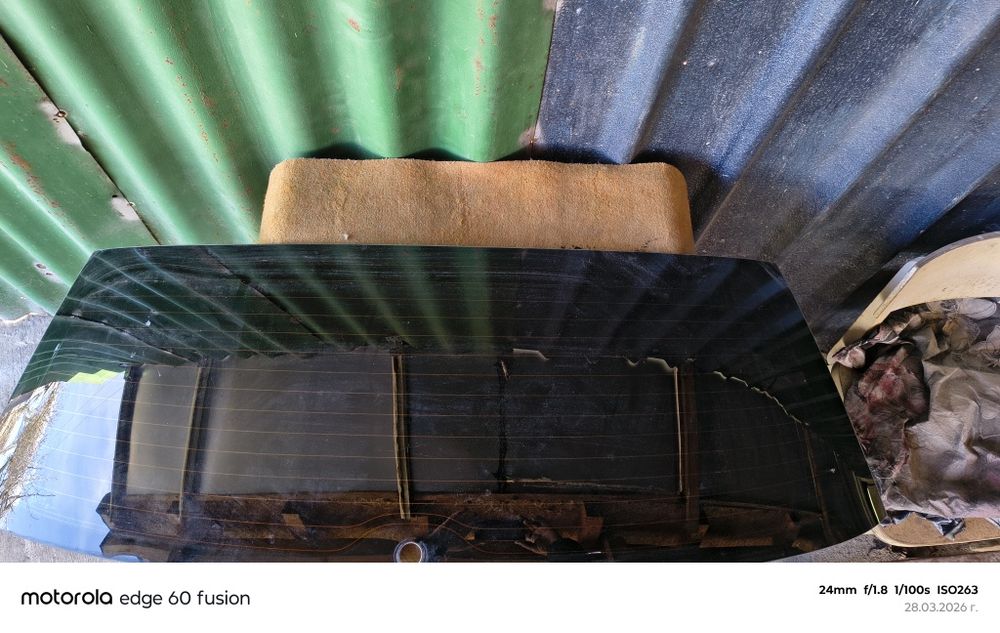 Задно стъкло за VW PASAT комби 8-8+ след2018 г