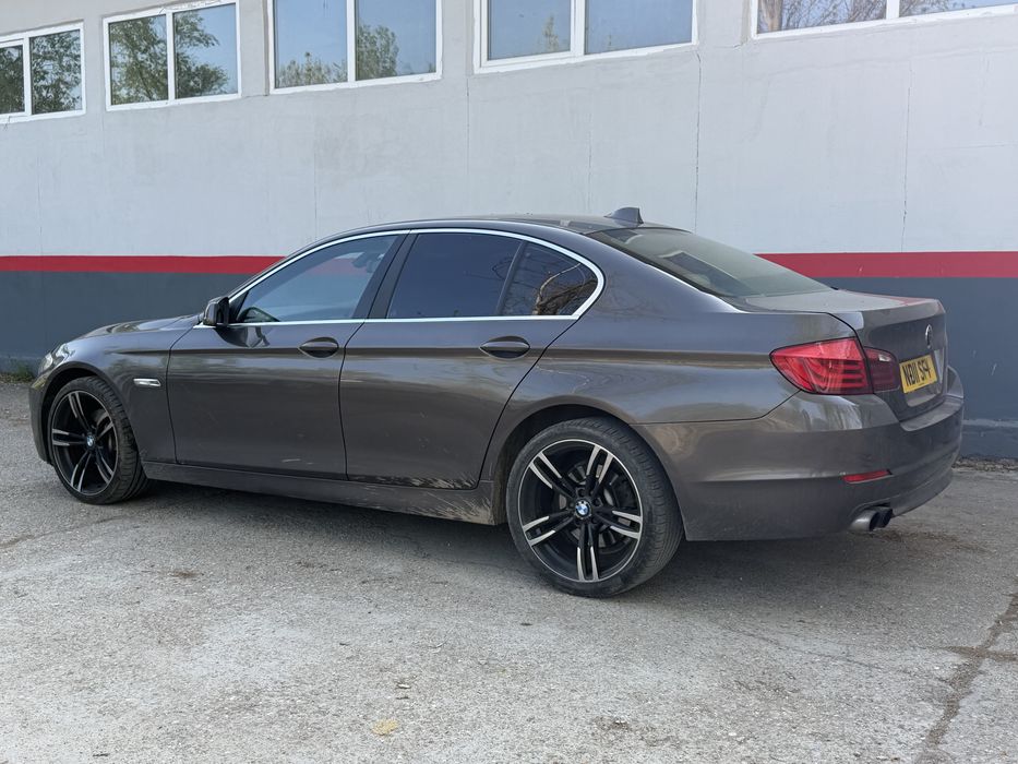 BMW F10 520d N47 (184 к.с.) НА ЧАСТИ – Ръчка