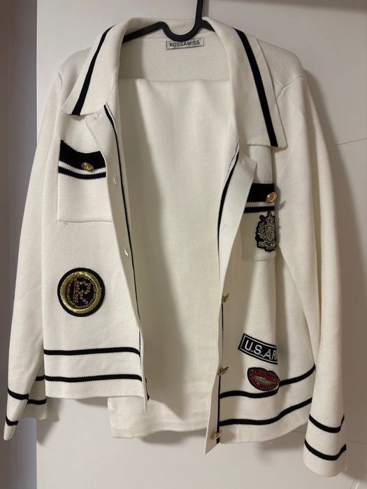 Бял спортно-елегантен комплект