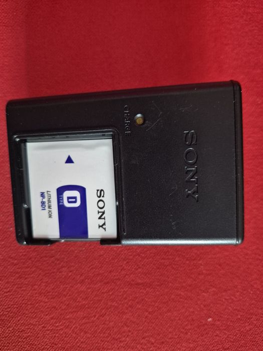 Камера Sony Cyber-Shot DSC T77