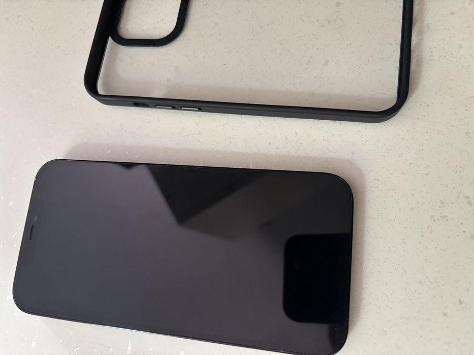 Iphone 12 pro max 256 gb bat 100%  stare escelenta