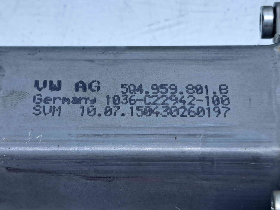 Motoras geam stanga fata Volkswagen Passat B8 (3G2) [Fabr 2015-prezent