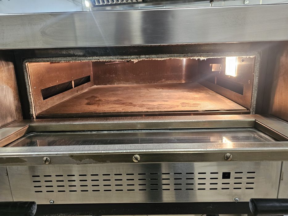 Cuptor Pizza HORECA GGM Gastro Gaz
