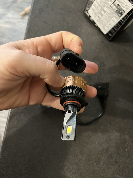 Becuri Led HB4 fara erori