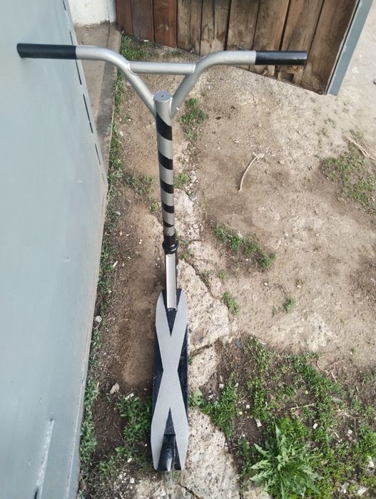 Продам трюковой самокат