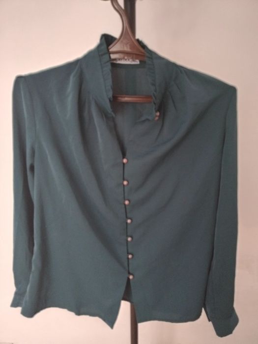 Продам вещи в хорошем состоянии.