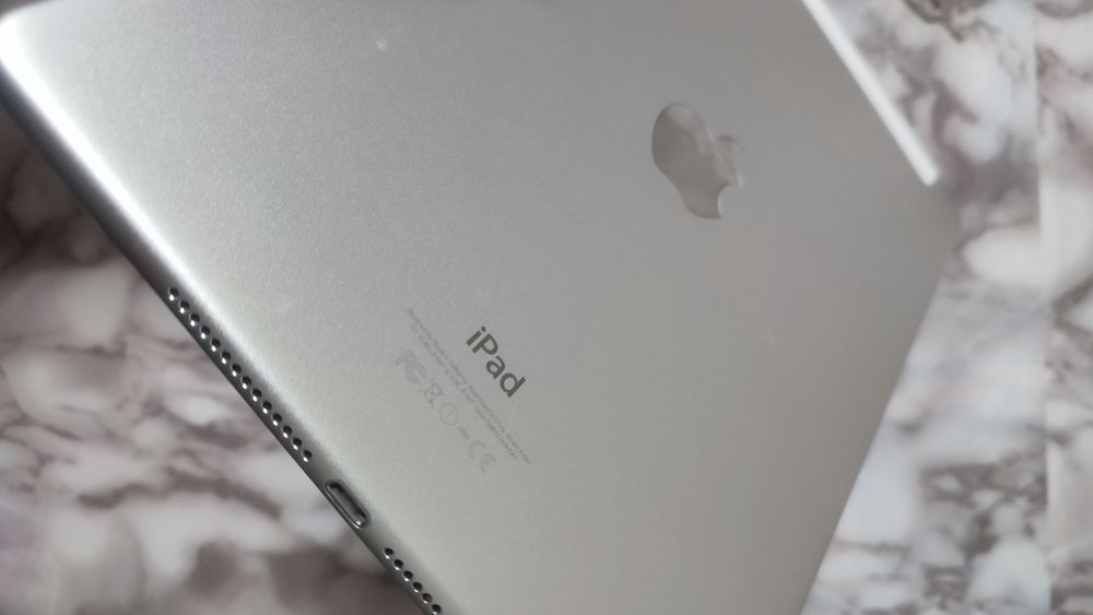 iPad Air 2 Wi-Fi +cellular 32gb
