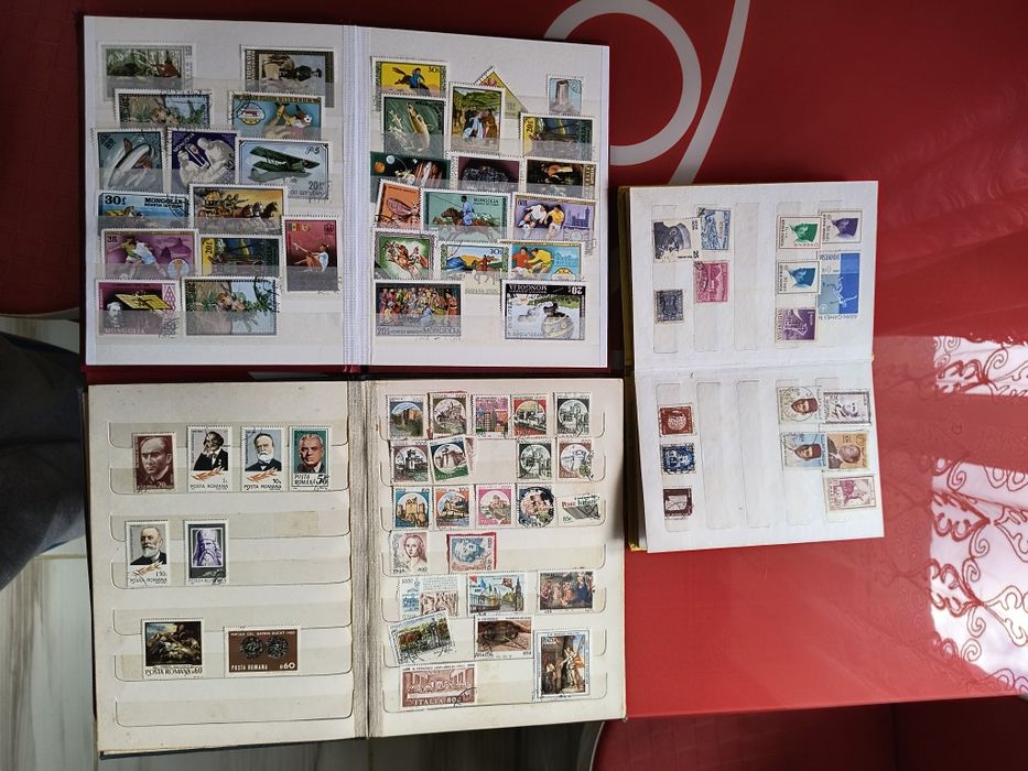 570 Timbre vechi de vînzare. 35 pagini.