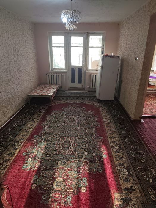 Urganch shahrida 2 xonali kv sotiladi