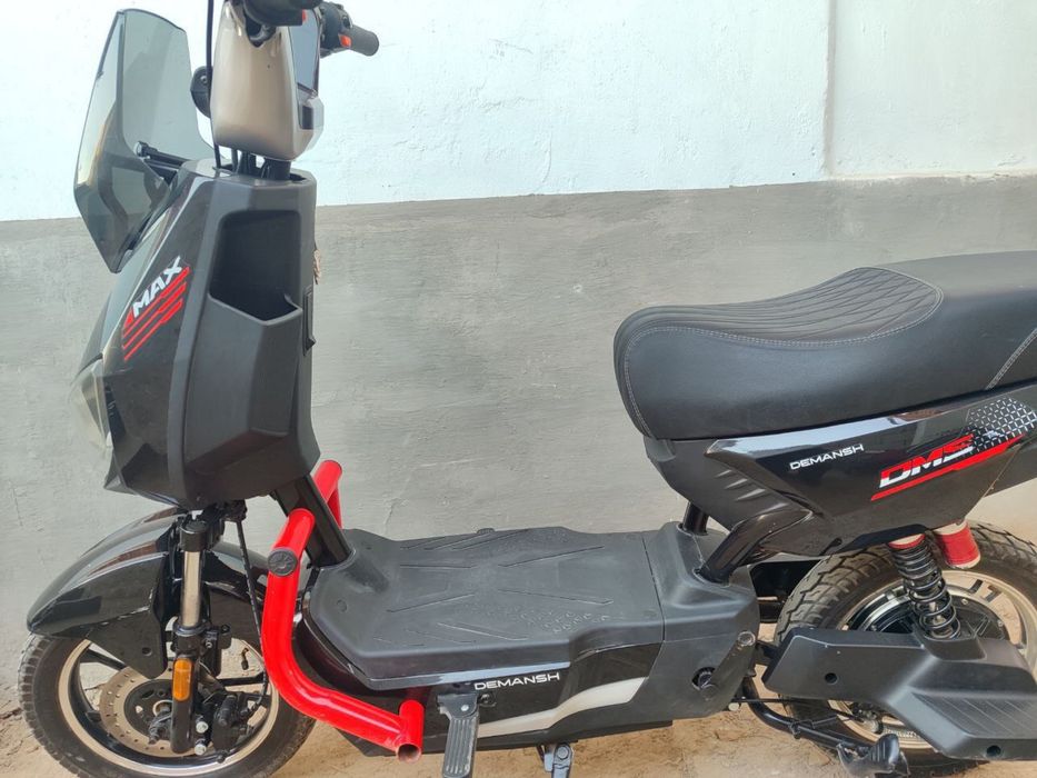 Skutrga garantiya holati masla kaskasi ham bor yurishi zor korib olasz