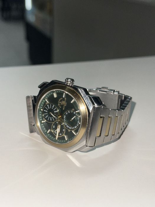 Продам часы Santa Barbara Polo