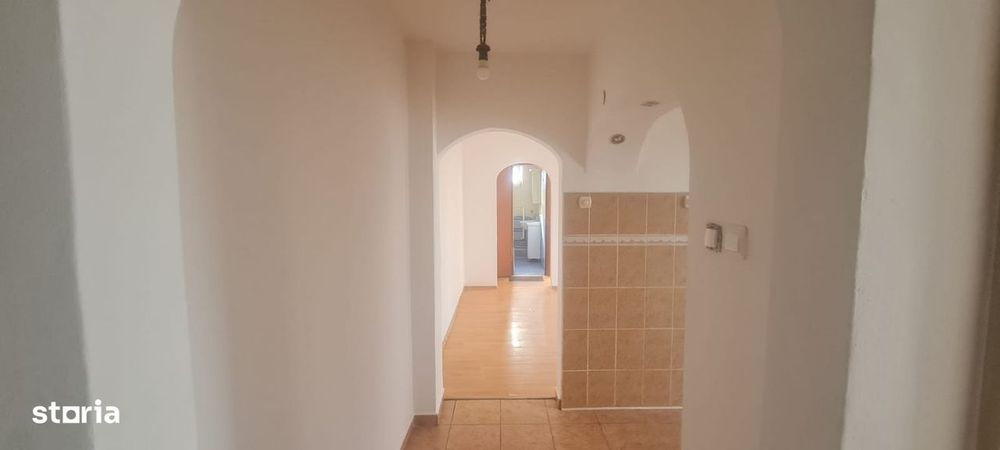 SC VIMAK Imobiliare vinde apartament 3 camere