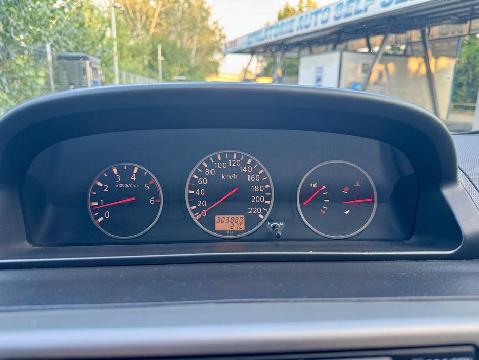 Nissan X Trail dCi 4x4 schimb / vand