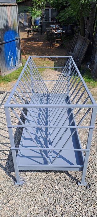 Hrănitoare pentru animale oi capre