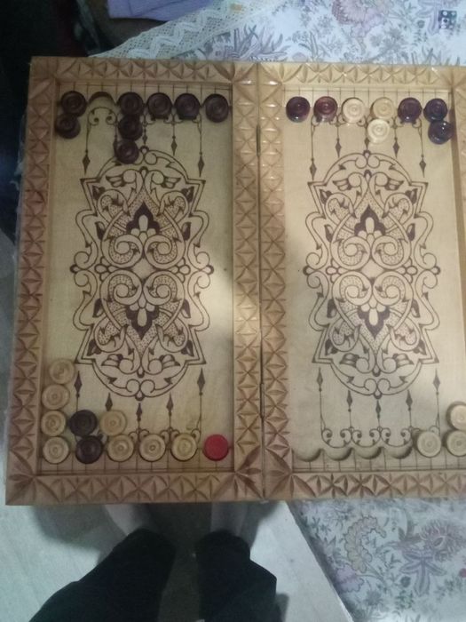 Нарды ручной работы 600.000. звоните