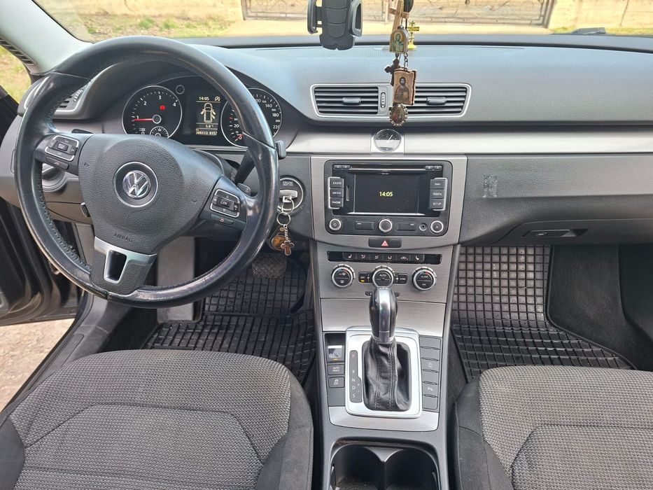 Vând Volkswagen Passat B7, Highline, 2012, 2.0 TDI, automată