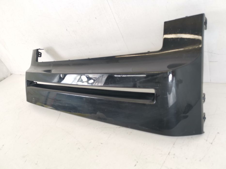 Решетка за радиатор Ленд Роувър / Land Rover Defender 2 Оригинална, в