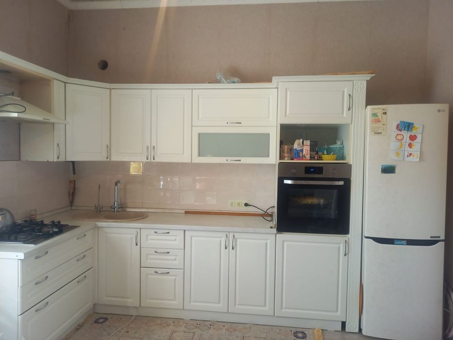 Кухонный гарнитур сатылады