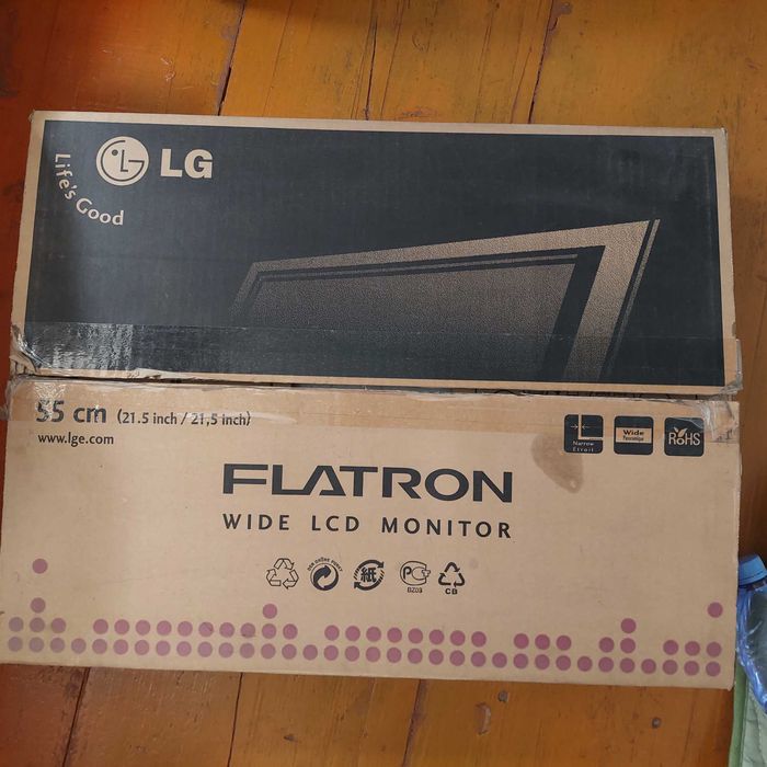 Монитор LG Flatron 21