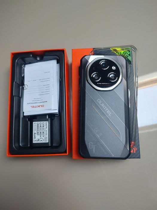 Telefon rezistent - rougged  Oukitel WP62
