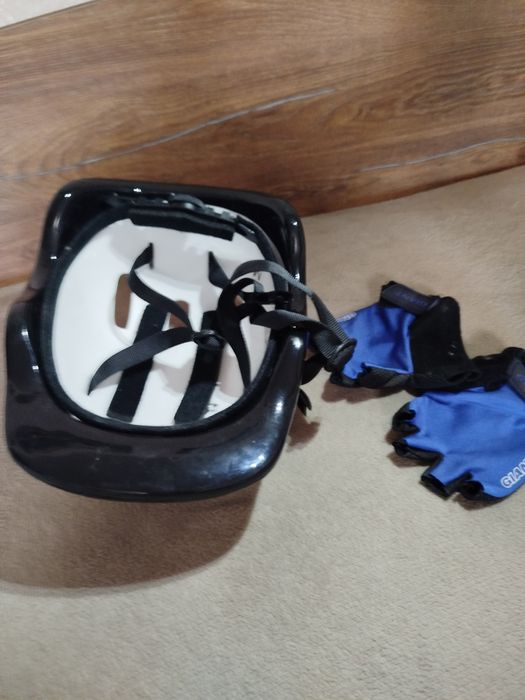 Каска за колело/тротинетка Скорпион Skorpion