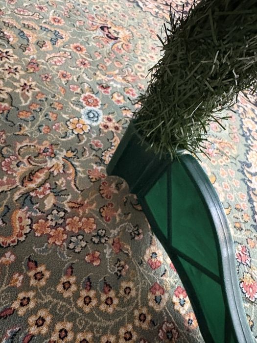 Продаю новогоднюю елку