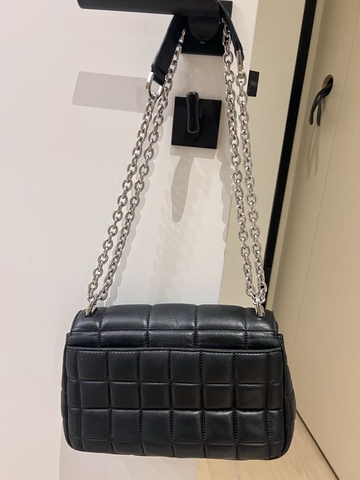 Черна кожена чанта Michael Kors SoHo