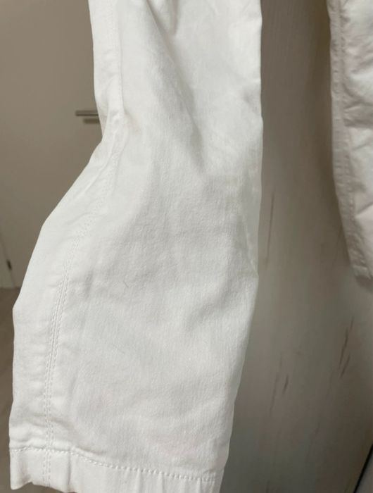 Pantaloni albi Dika marime M