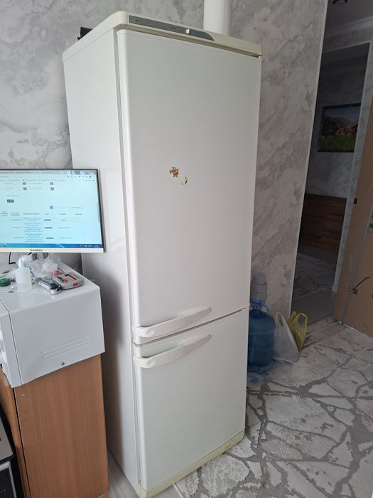 Продается холодильник