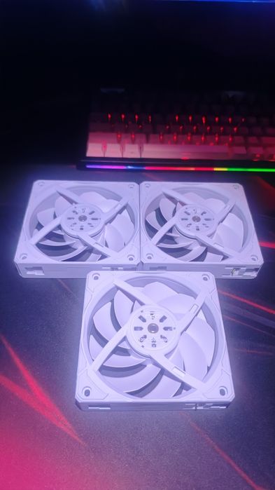 Продам Премиальные Кулера для Пк  LIAN Li Uni Fan P28 White