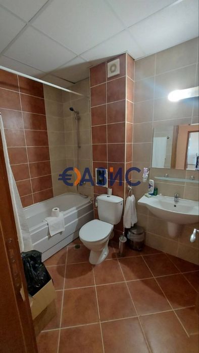 Продава се Тристаен апартамент в Обзор - 100 кв.м за 536 €/кв.м - Снимка #13