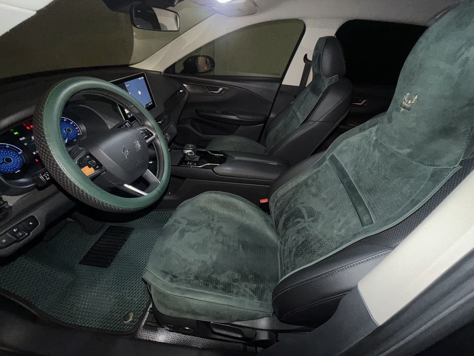 HONGQI EQM5 450tali sotiladi xolati ideal.