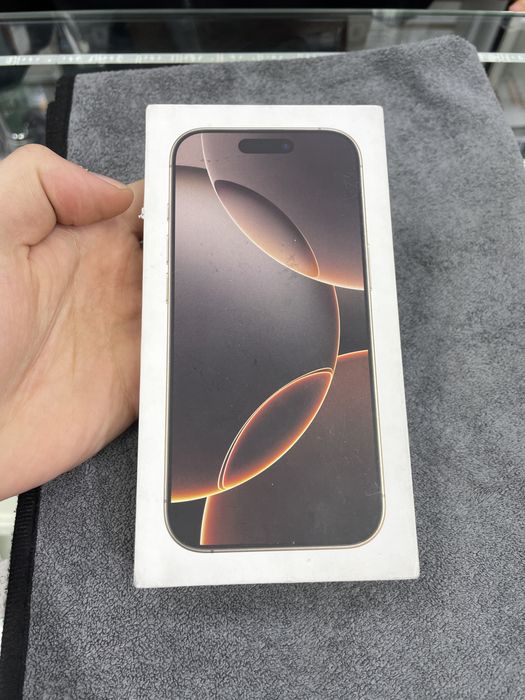 Iphone 16 pro desert