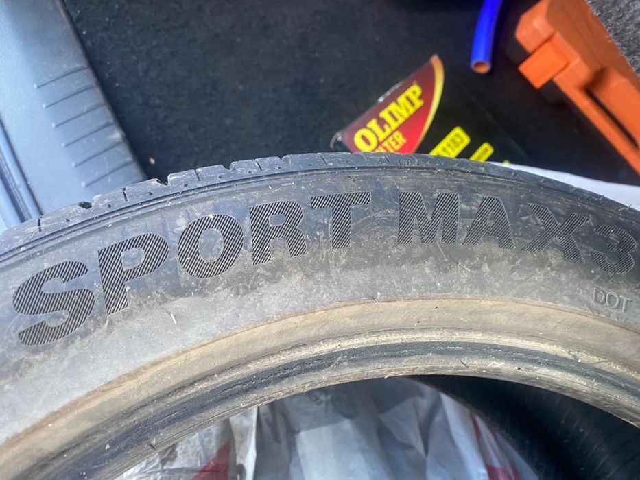 Продаю резину 245/45/19