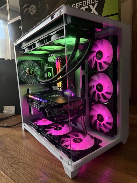 Геймърски компютър/ 11900K/Водно/32GB/RTX 3090 24GB/2TB SSD