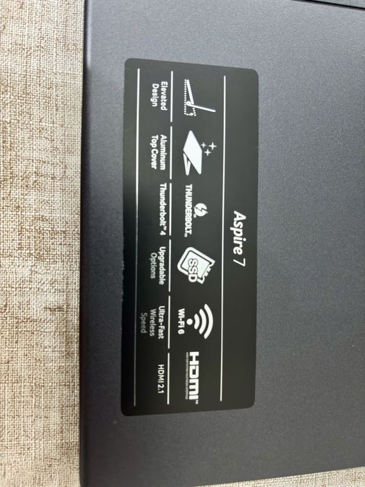 Acer Aspire 7  ноутбук игровой