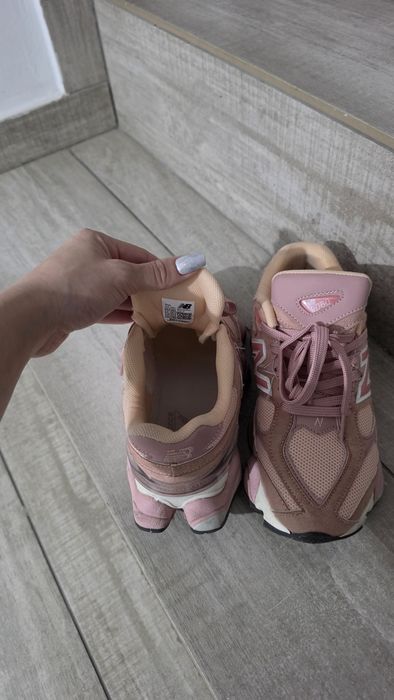 New Balance 9060 Pink / Roz -37